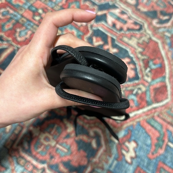 LIKE NEW The Row Bow Sandal in Black size 39.5 / US 9.5 - Picture 9 of 11